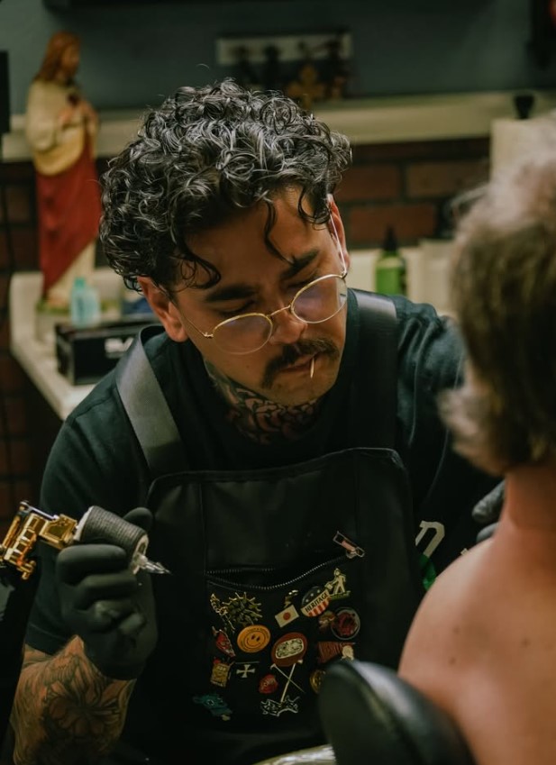 Dylan Prorok tattooing at Heritage Tattoo in Las Vegas